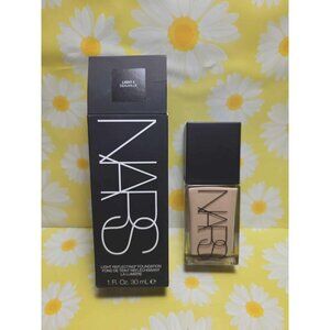 NARS Light Reflecting Foundation Light 4 DEAUVILLE 1 oz NIB